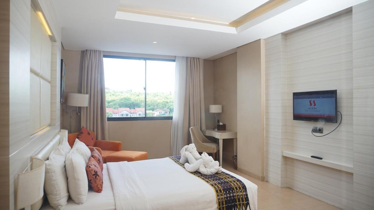 Sotis Hotel Kupang Exterior foto